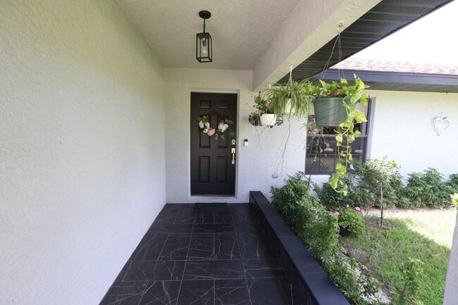 Building Photo - 3046 Buttercup Ln
