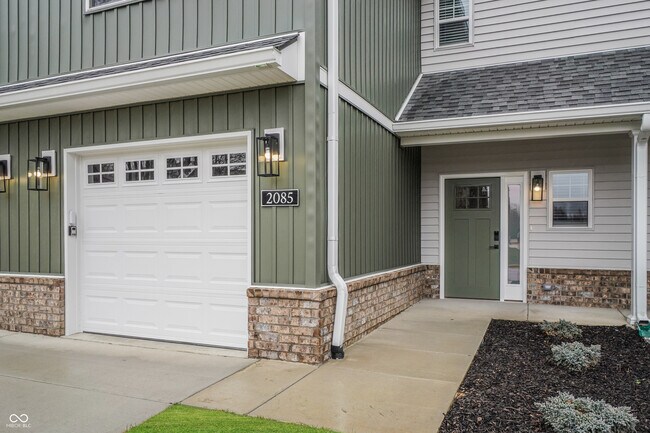Building Photo - 2085 Paddle Wheel Dr