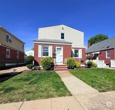 Building Photo - 529 Liberty Ave