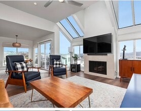 Building Photo - 319 Longden Ln