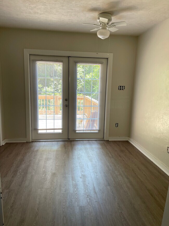 Foto del edificio - 4199 Brewster Rd