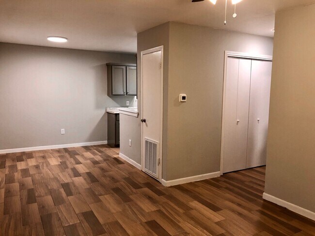 Foto del edificio - 2909 Highland