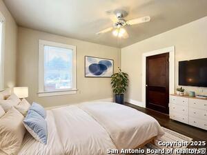 Building Photo - 124 Gifford St