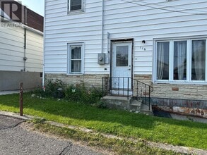 Building Photo - 116 Croatia Ave