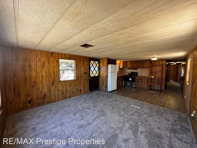 Foto del edificio - 2 br, 1 bath House - 2840 E Leroy Ave