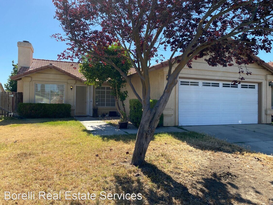 Foto principal - 3 br, 2 bath House - 308 North Street