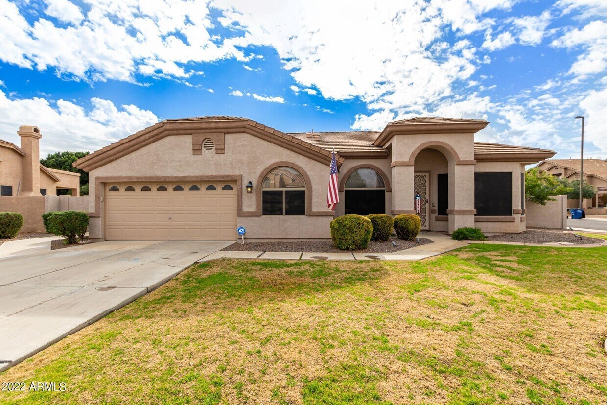 Foto principal - 1329 E Harrison St