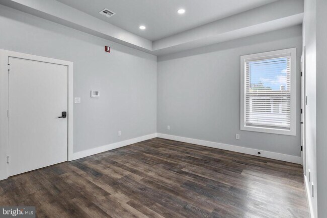 Foto del edificio - 342 W Queen Ln