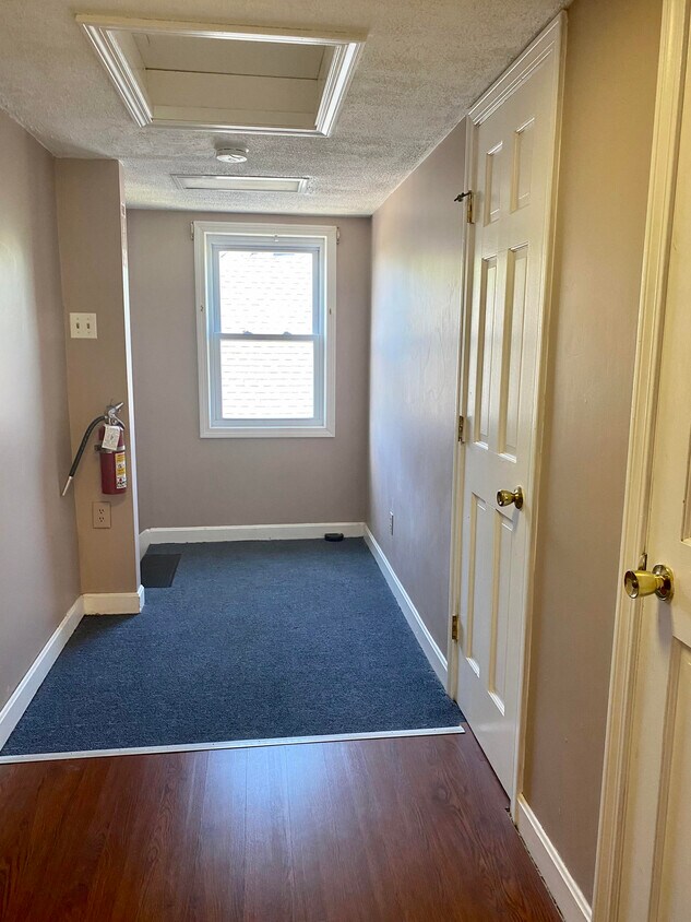 Foto principal - 181 Summer St