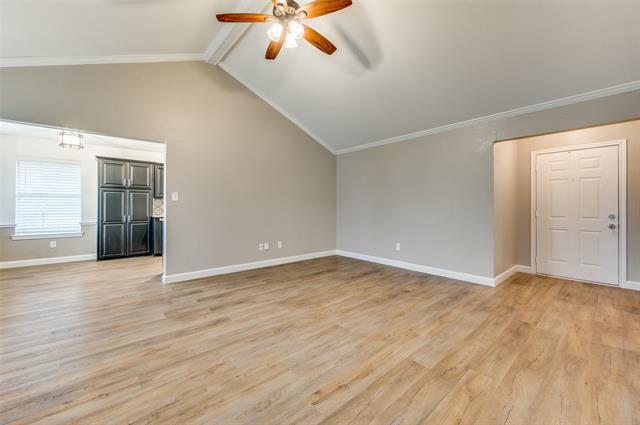 Foto del edificio - 507 E 8th St