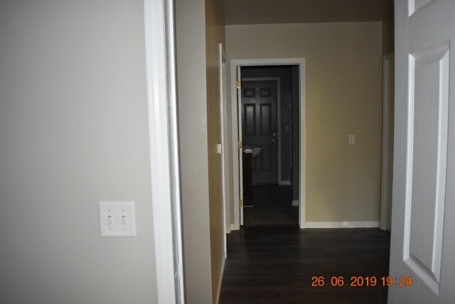 Building Photo - 237 S James Ave