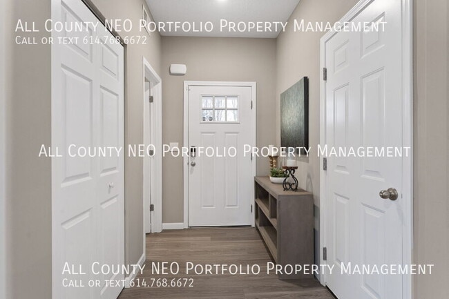 Building Photo - 1481 Channel Pl