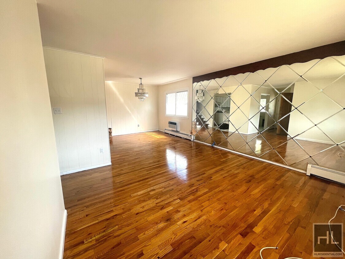 Primary Photo - 3 Bedroom 1 Bath - LINDEN BOULEVARD