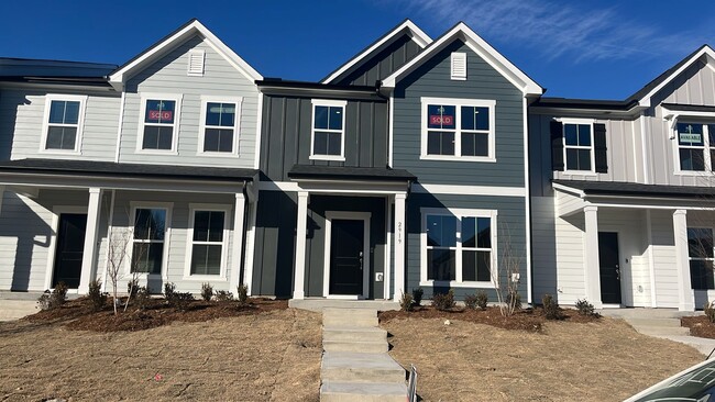 Building Photo - 2919 Denson Rd