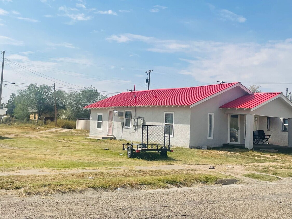 Foto del edificio - 312 1-304 1/2 S Avenue G