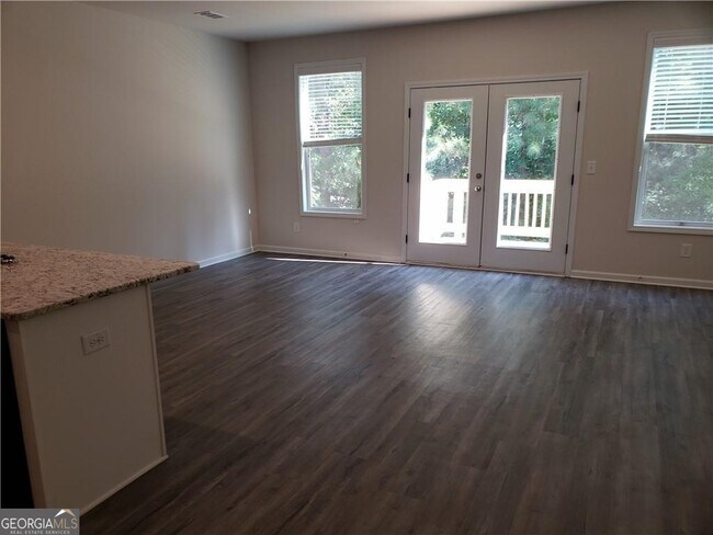 Foto del edificio - 2725 Daybreak Ct
