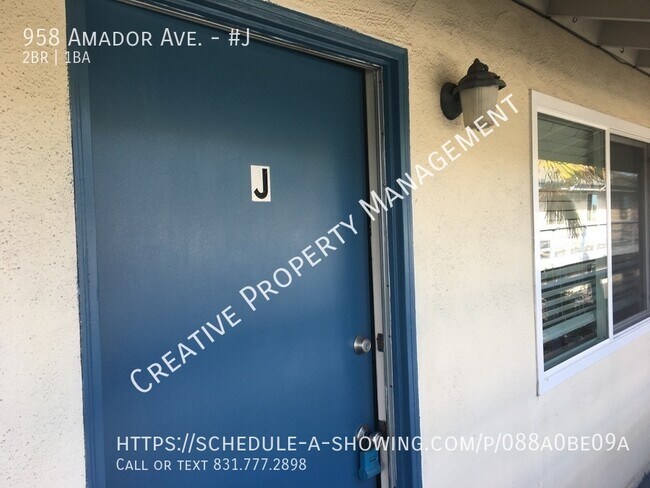 Foto del edificio - 2 Bedroom Apartment in Seaside, CA