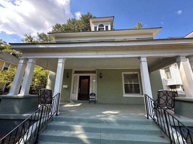 Foto del edificio - 1318 Harbert Ave