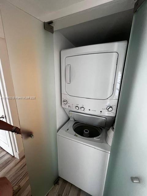 Foto del edificio - 600 NE 36th St