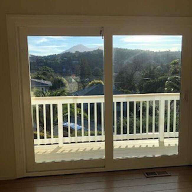 Building Photo - 15 El Cerrito Ave