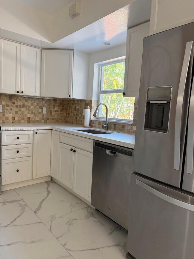 Foto del edificio - 1811 N 40th Ave