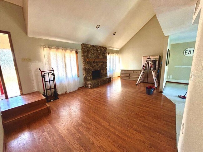 Foto del edificio - 5419 Twin Palms Rd