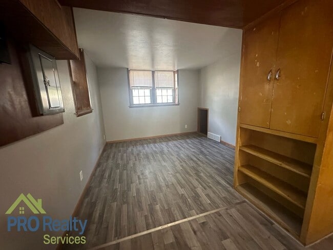 Foto del edificio - 480 Forest St N #1