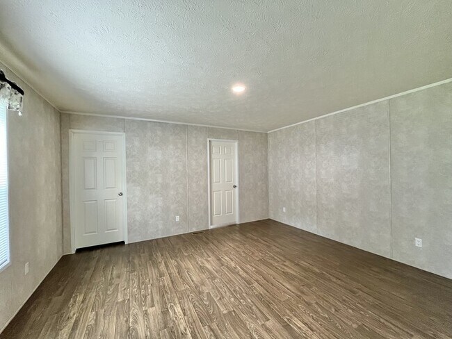 Foto del edificio - 3701 2nd St