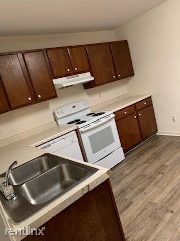 Building Photo - 2 br, 1 bath 4plex - 2090 South 2nd Street C