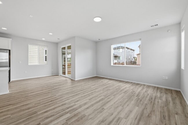 Building Photo - $2,740.95 with $300 off the first month's rent, 3 Beds - 2.5 Bath, Single Family Home in Dr Monum...