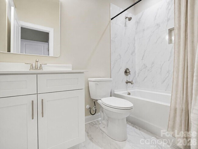 Foto del edificio - 8935 Sharonbrook Dr