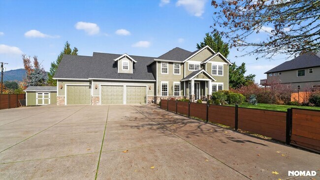 Building Photo - 3120 Hayden Bridge Rd