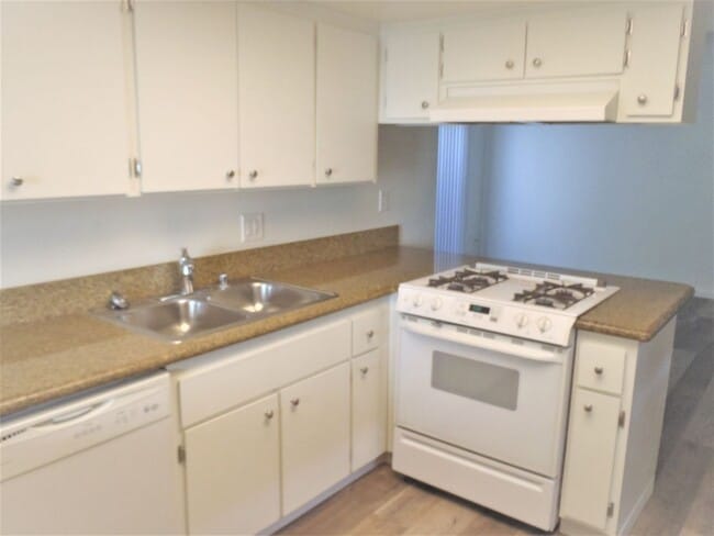 Building Photo - 17762 Paseo Cir