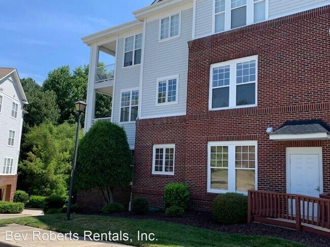 Foto del edificio - 3 br, 2 bath House - 426 Eyam Hall Lane