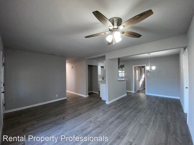 Building Photo - 3 br, 1 bath House - 4342 Desert View