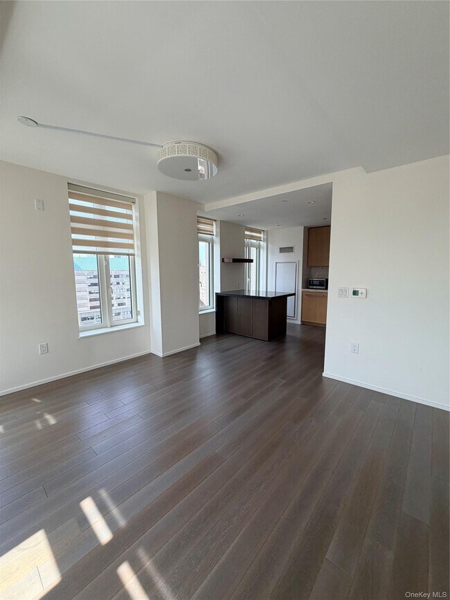 Foto del edificio - 543 W 122nd St