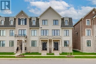 Building Photo - 3040 Merrick Rd