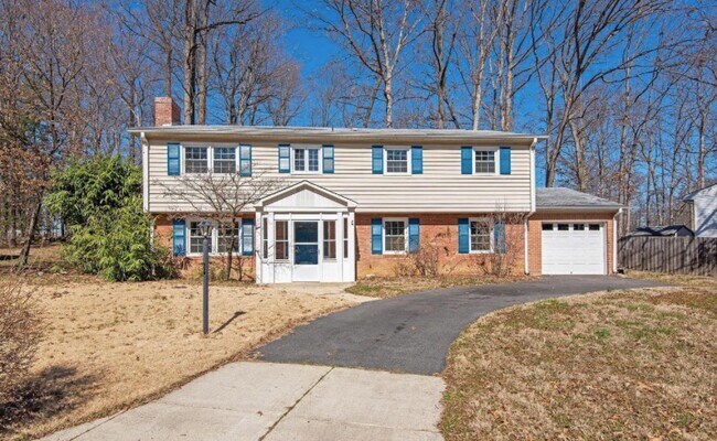 Great Curb appeal - 12004 Green Ct