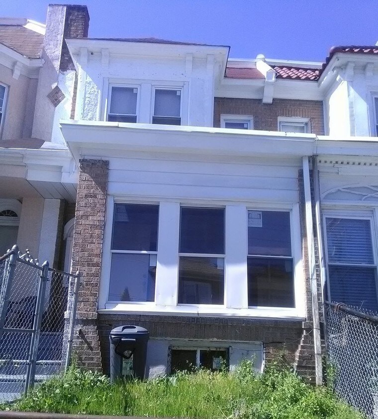 Primary Photo - 1740 S 60th St
