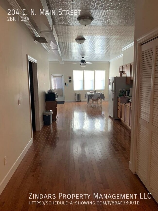 Building Photo - 204 E N Main St