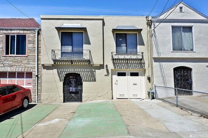 Foto principal - 440 Sawyer St