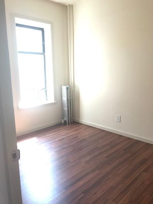 Foto del edificio - 651 Elton St