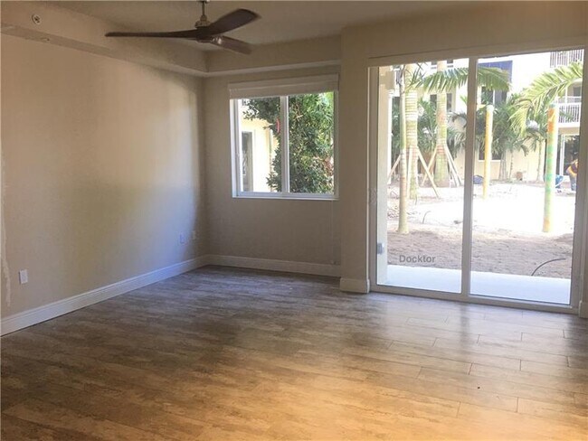 Foto del edificio - 1515 SE 17th s