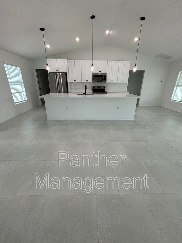Foto del edificio - 3118 NW 18th Terrace