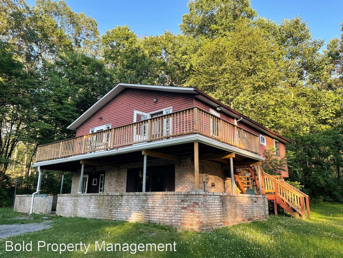 Primary Photo - 3 br, 2 bath House - 26 Larch Ln