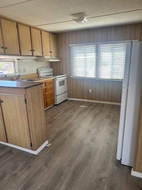 Foto del edificio - 2105 Hermosa Dr