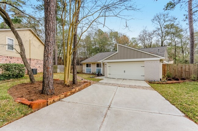 Building Photo - 14 Woodlot Ct