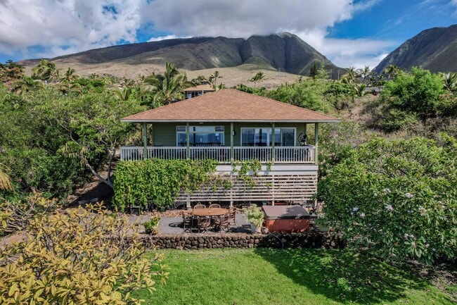 Building Photo - 111 Paia Pohaku St