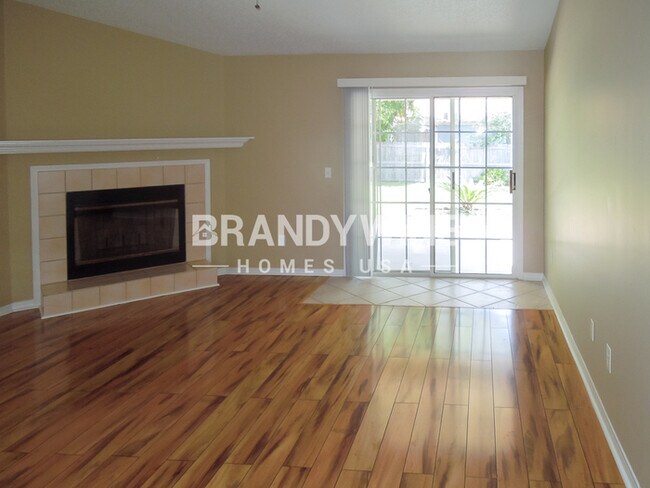 Foto del edificio - 8145 Mactavish Way W