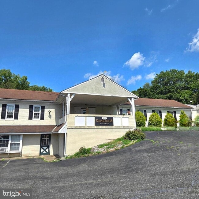 Building Photo - 1223 N Keim St